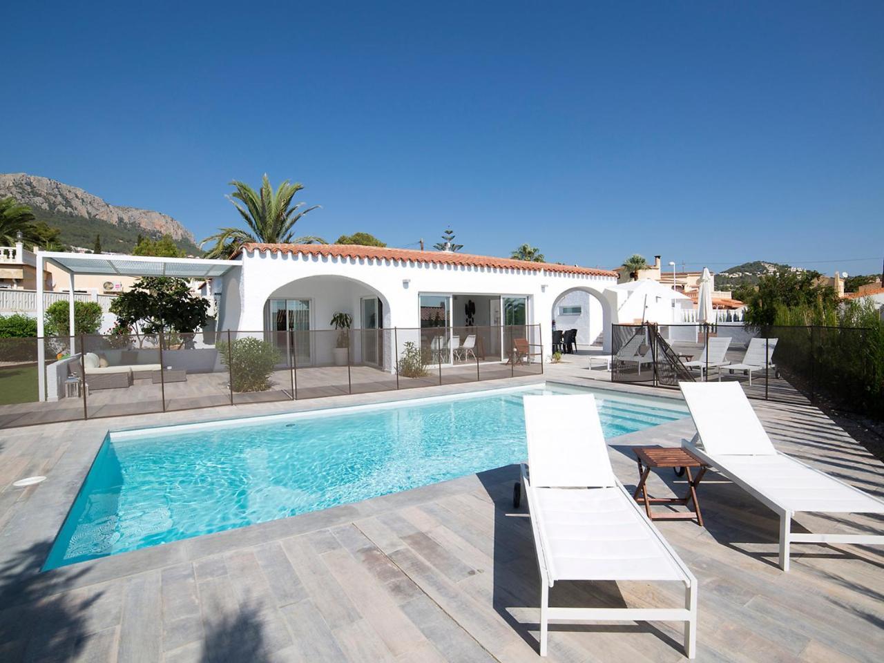 Villa Trebol By Interhome Calp